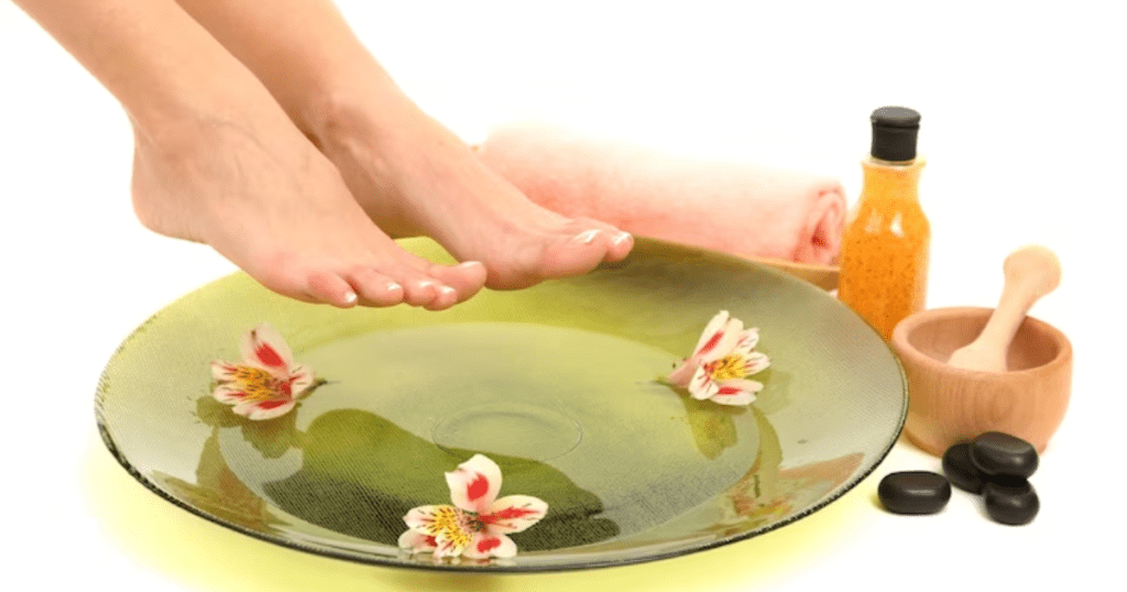 How to Make a Vinegar Foot Soak